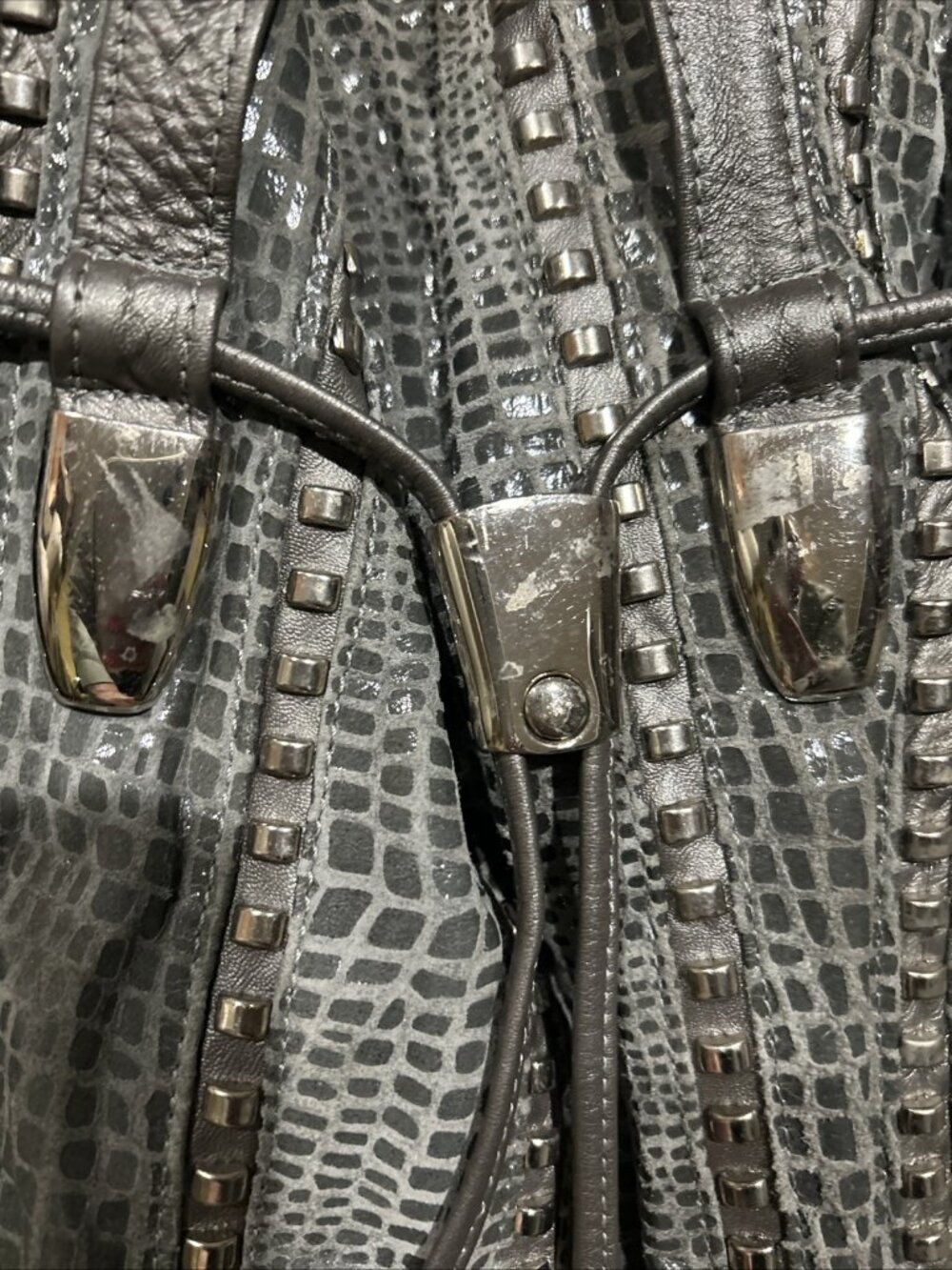 Silver Pewter Studded Leather Shoulder Bag Reptile Animal Print USA Mina - Picture 10 of 12